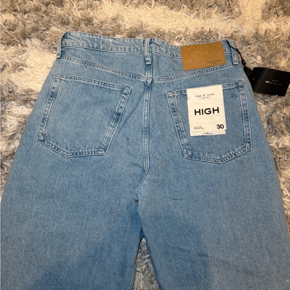 NWT Rag & Bone Alissa High Rise Barrel Leg Jean - Picture 5 of 5